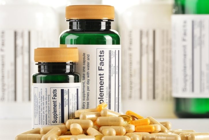 dietary-supplement-dreamstime_s_29017187